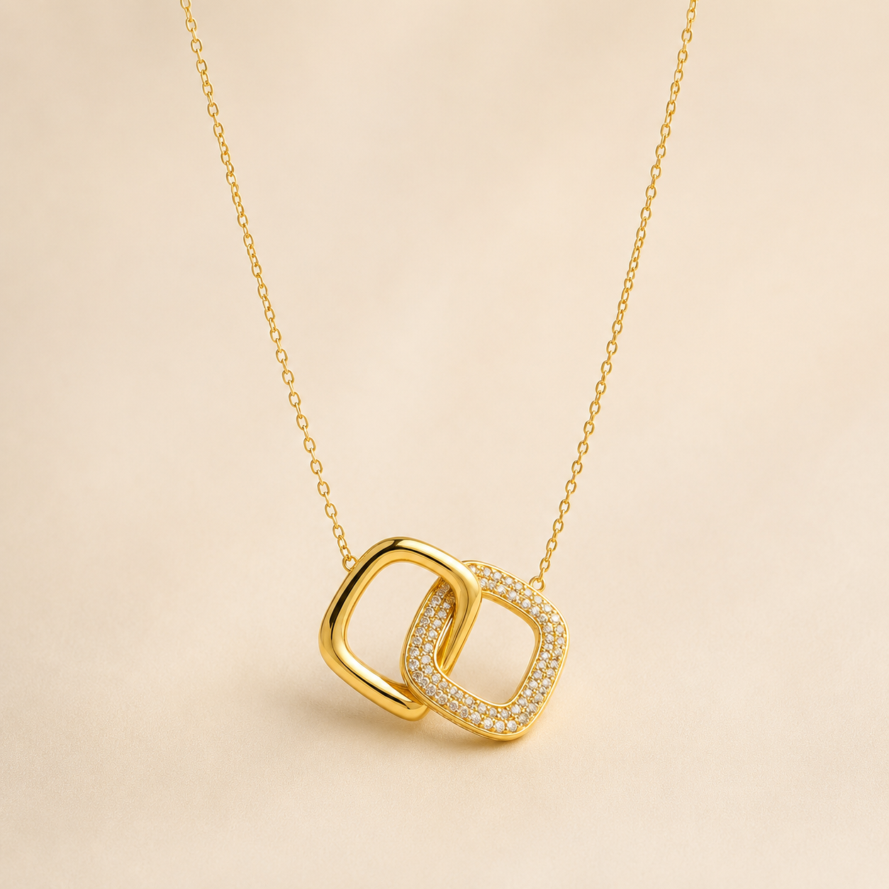 LuxeLink – Interwoven Gold & Crystal Rings Necklace