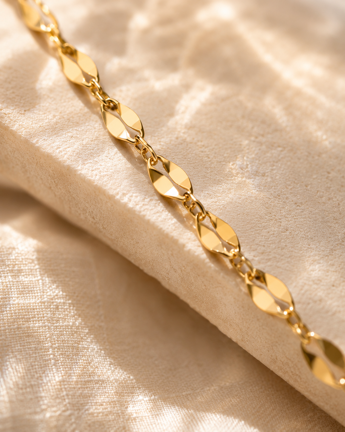 Rayne – Textured Gold Chain Necklace