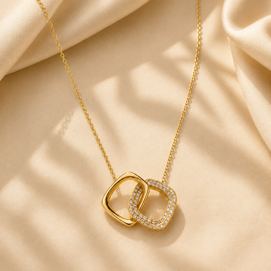 LuxeLink – Interwoven Gold & Crystal Rings Necklace