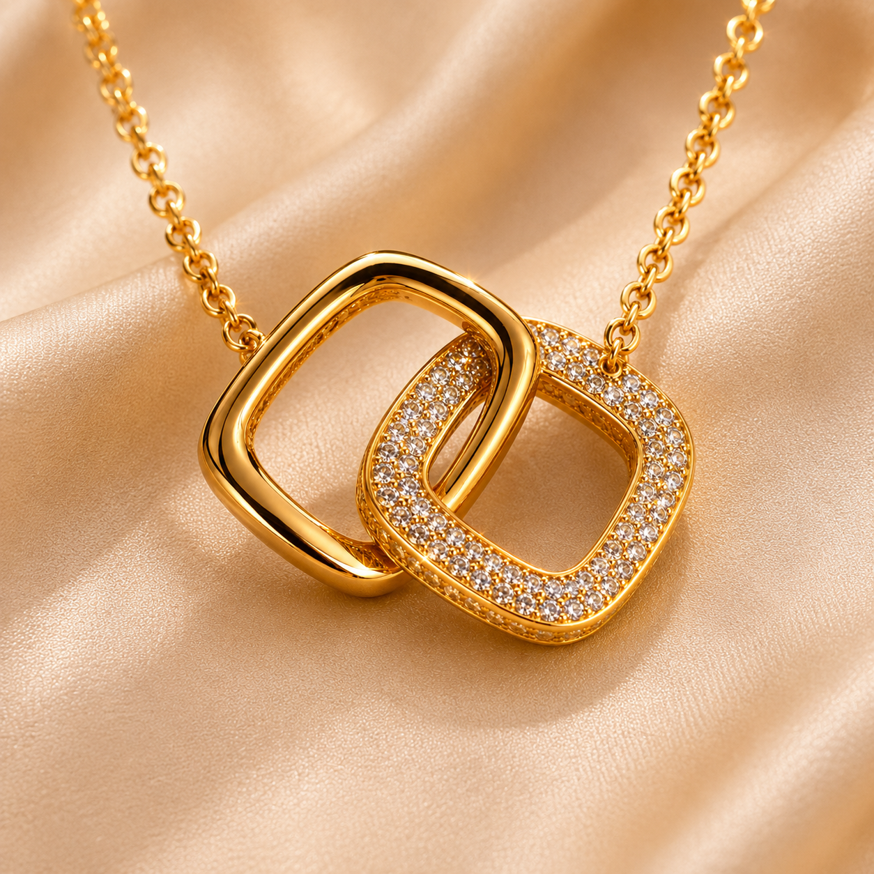 LuxeLink – Interwoven Gold & Crystal Rings Necklace